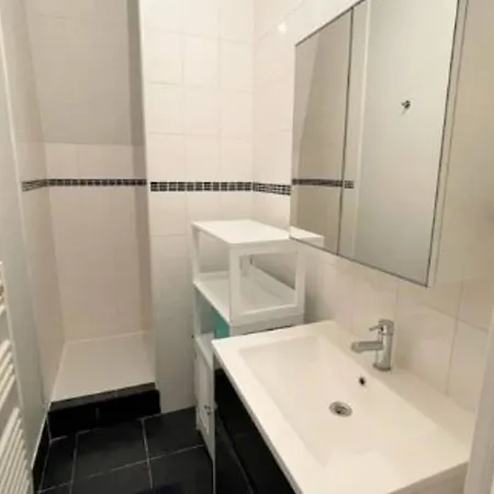 3 Pieces En Centre-ville Avec Internet Inclus - Fr-1-870-3 Reims