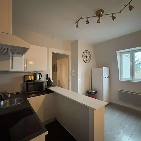 3 Pieces En Centre-ville Avec Internet Inclus - Fr-1-870-3 *